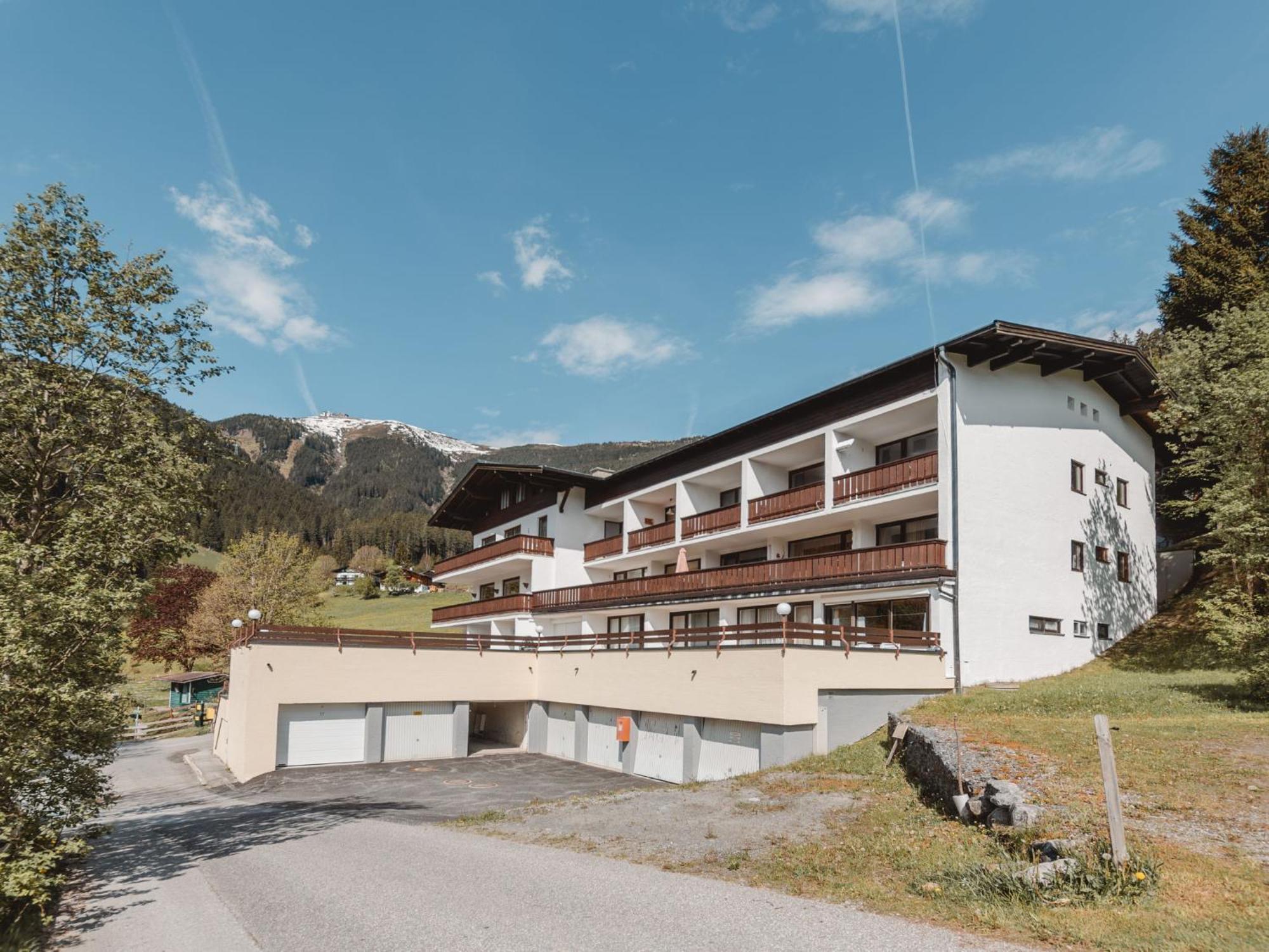 Apartment Sunshine Top 12 By Interhome Zell am See Bagian luar foto