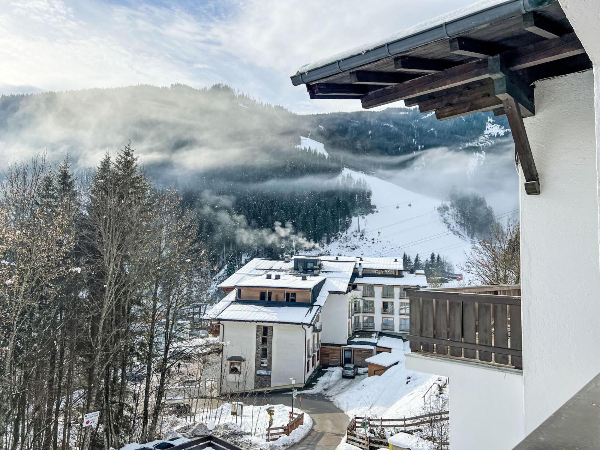 Apartment Sunshine Top 12 By Interhome Zell am See Bagian luar foto